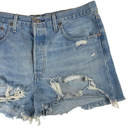 Levi’s 501 Heavily Distressed Cut Off Shorts - Picture 2 of 10